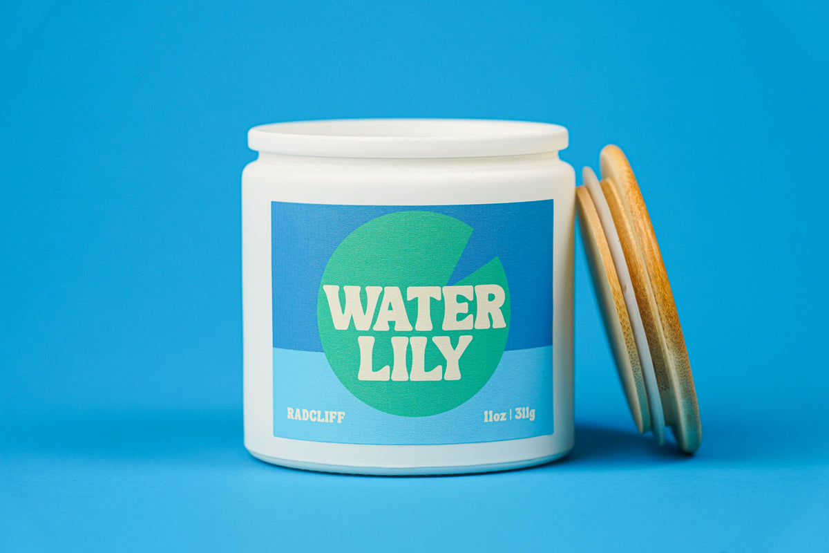 Water Lily Candle - 11 oz white jar, lid off